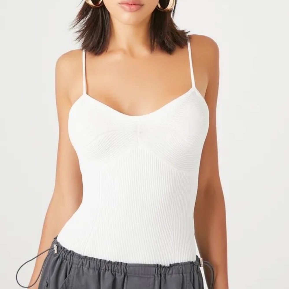 White Bust Textured Bodysuit 🤍